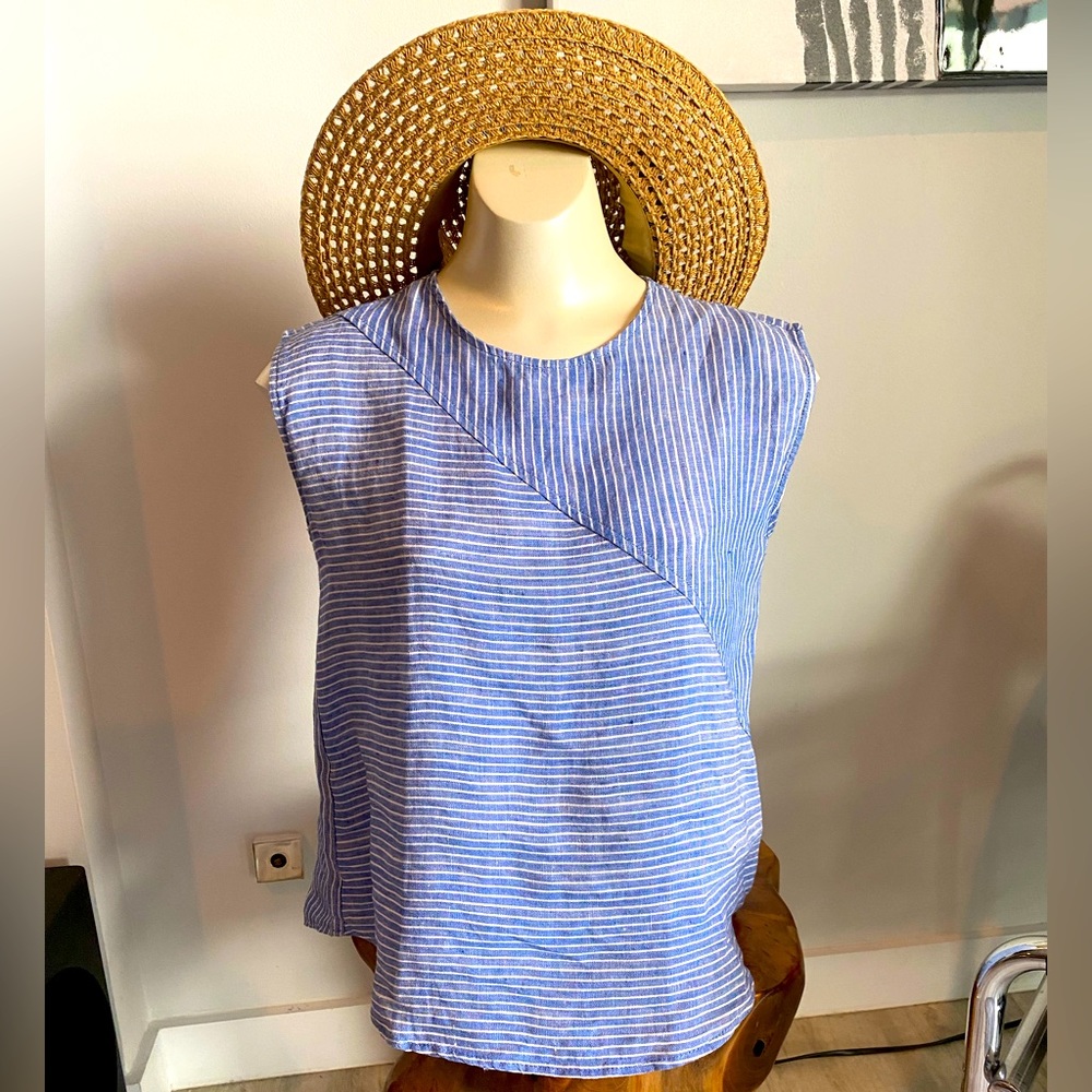 Linen Blue & White Striped Coastal Summer Sleeveless Linen Top Back Buttons SM